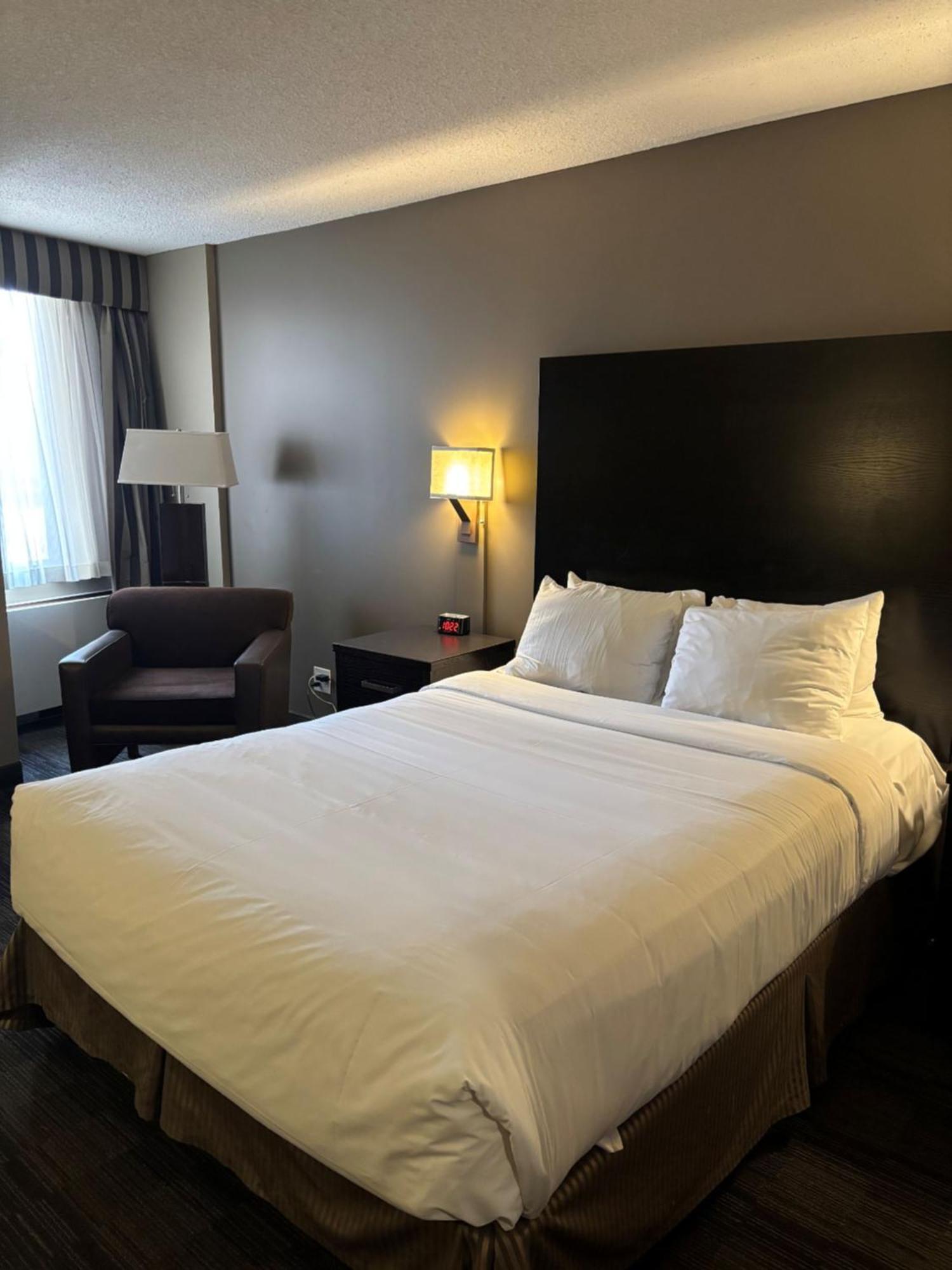 Radisson Hotel Winnipeg Downtown Exteriör bild